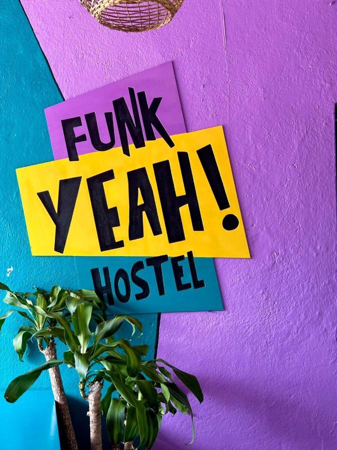 Funk Yeah Hostel Antigua Zewnętrze zdjęcie